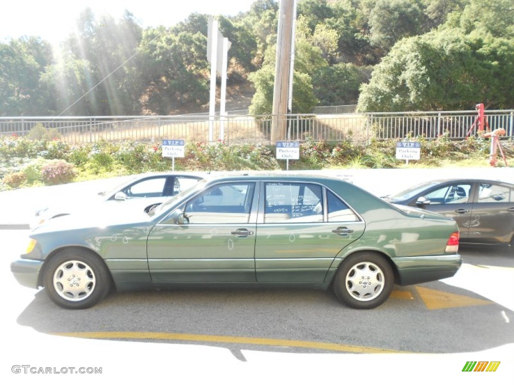 1995 S 420 Sedan - Brilliant Emerald Green Metallic / Beige photo #3