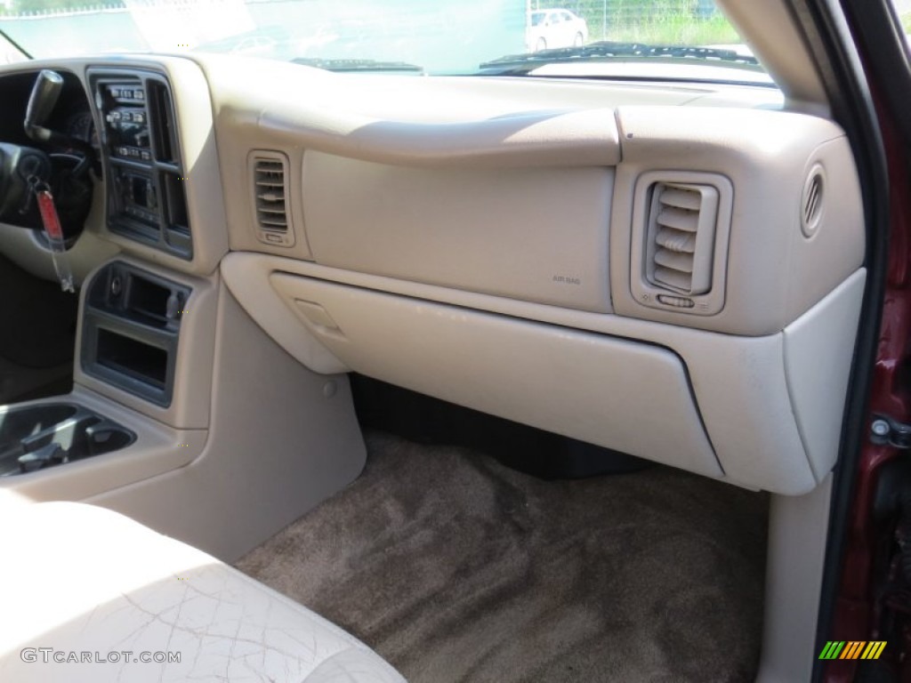 2003 Tahoe LT 4x4 - Redfire Metallic / Tan/Neutral photo #24