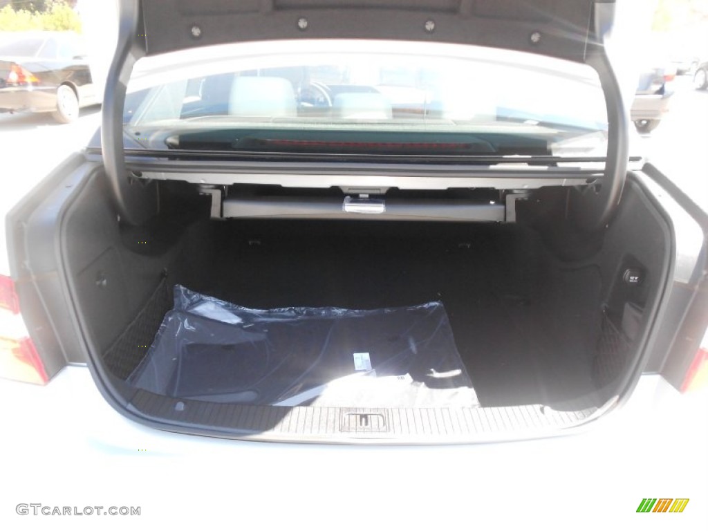2013 Mercedes-Benz E 350 Sedan Trunk Photo #70114692