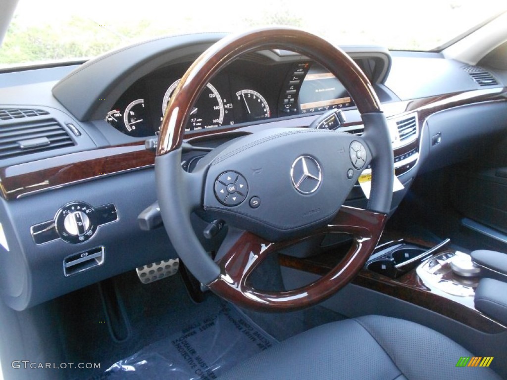 2013 Mercedes-Benz S 550 Sedan Black Steering Wheel Photo #70114773