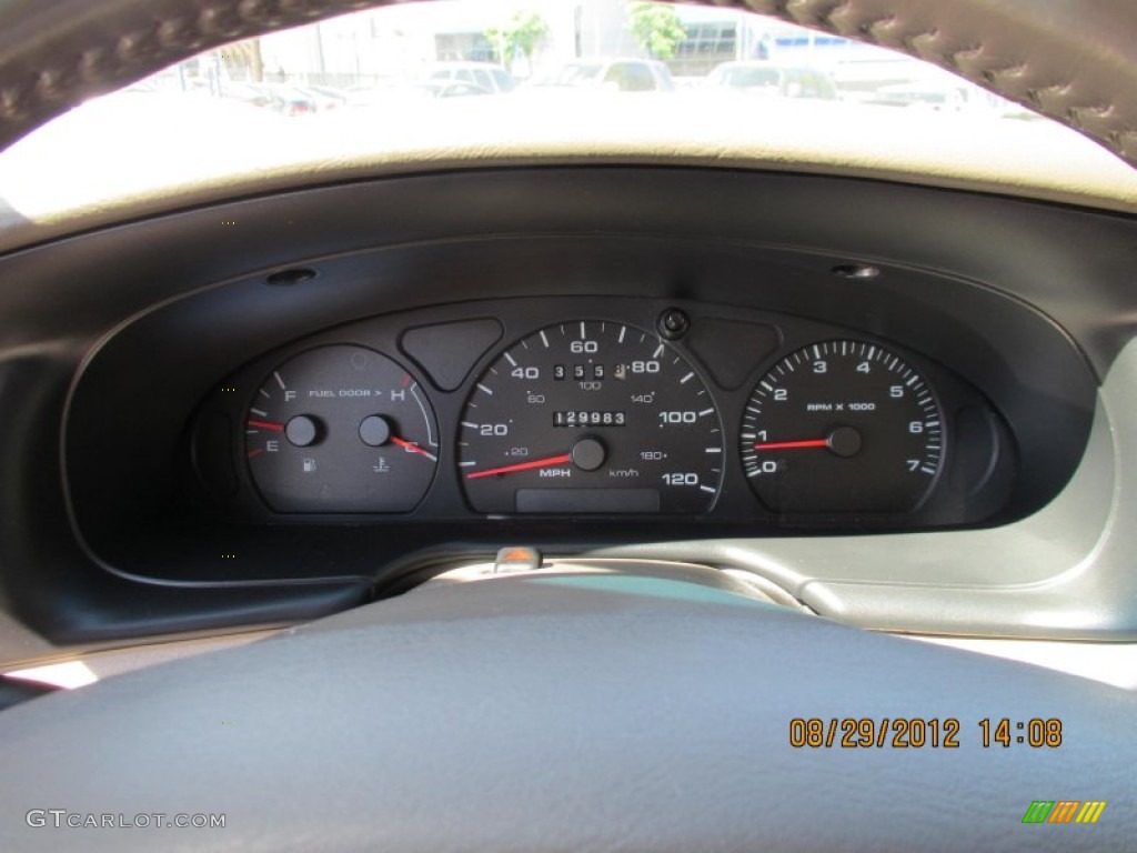 2002 Ford Taurus SEL Gauges Photos