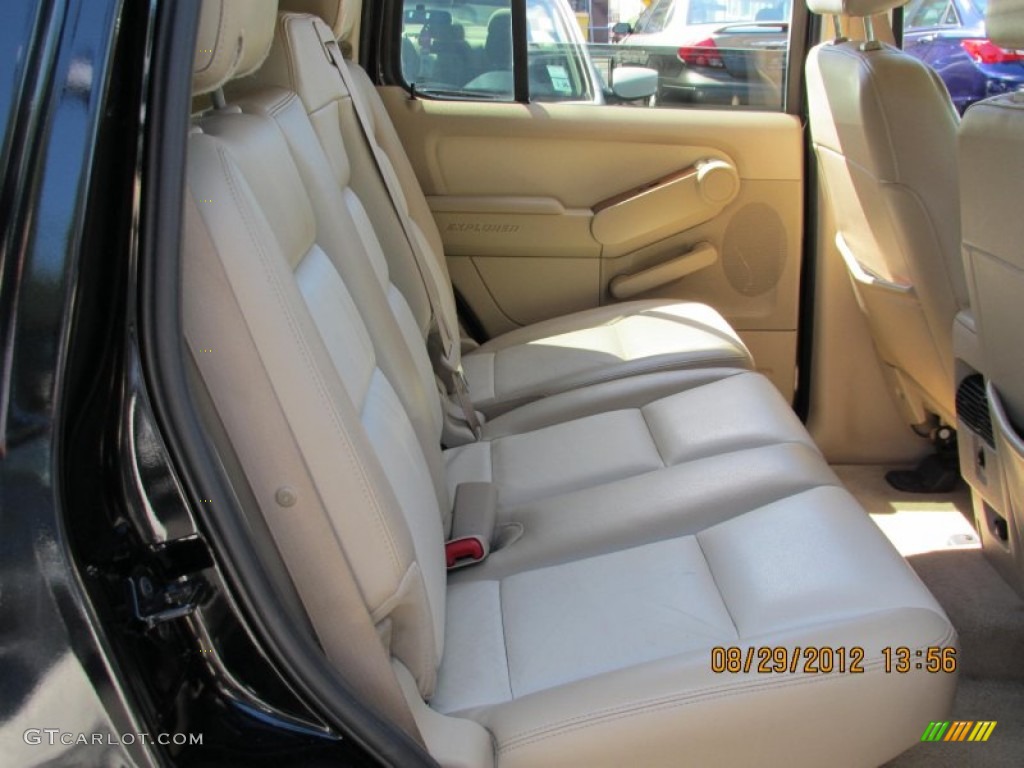 2004 Ford Explorer XLT 4x4 Rear Seat Photos