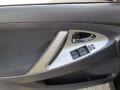 Black - Camry SE Photo No. 8