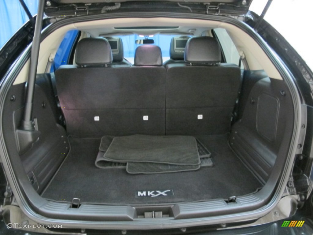 2011 Lincoln MKX AWD Trunk Photo #70119096