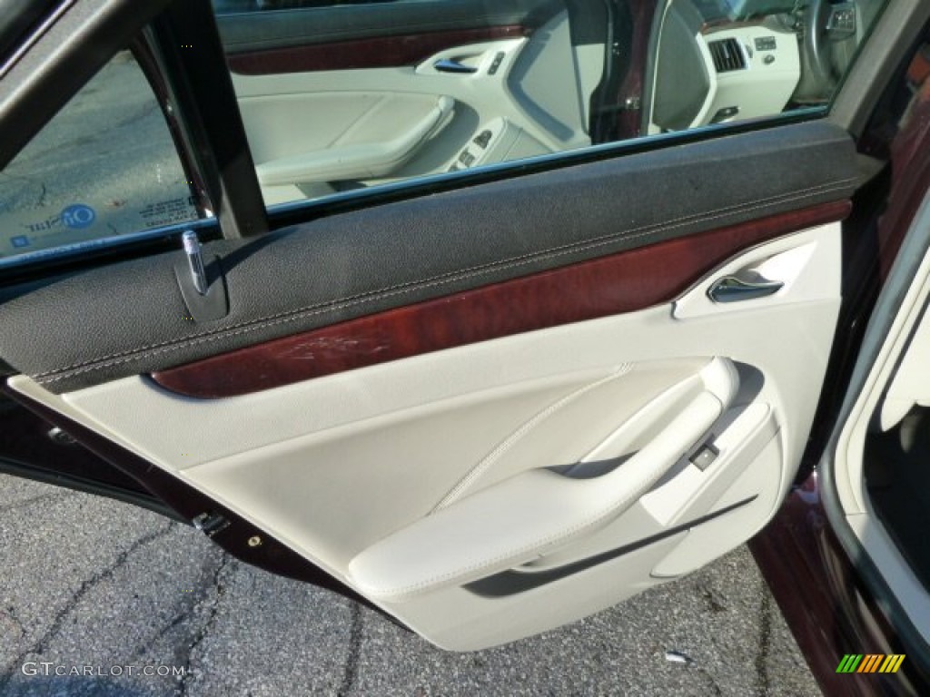 2008 Cadillac CTS Sedan Light Titanium/Ebony Door Panel Photo #70120131