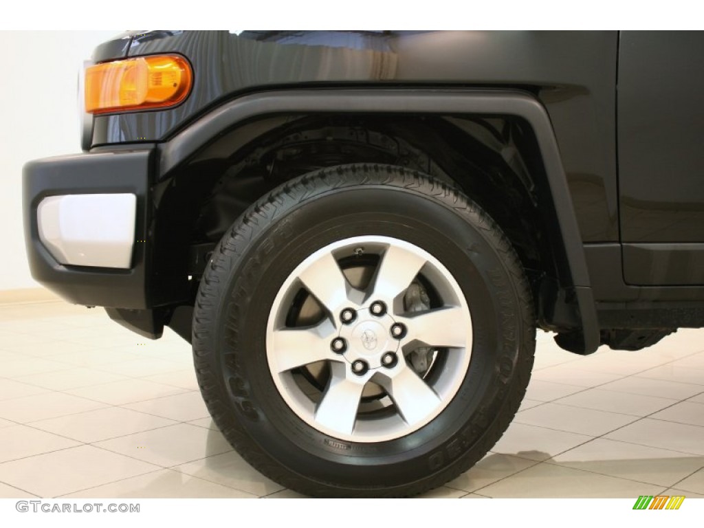 2011 Toyota FJ Cruiser 4WD Wheel Photo #70125634