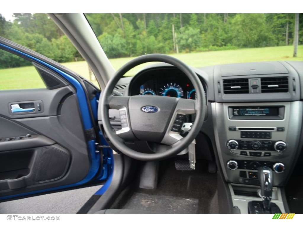 2012 Ford Fusion SE Charcoal Black Dashboard Photo #70128946
