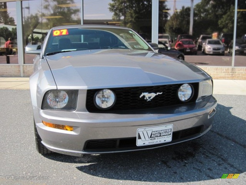 2007 Mustang GT Premium Convertible - Tungsten Grey Metallic / Dark Charcoal photo #2