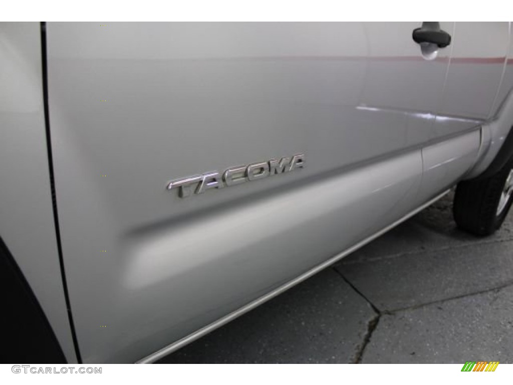 2005 Tacoma V6 TRD Access Cab 4x4 - Silver Streak Mica / Graphite Gray photo #25