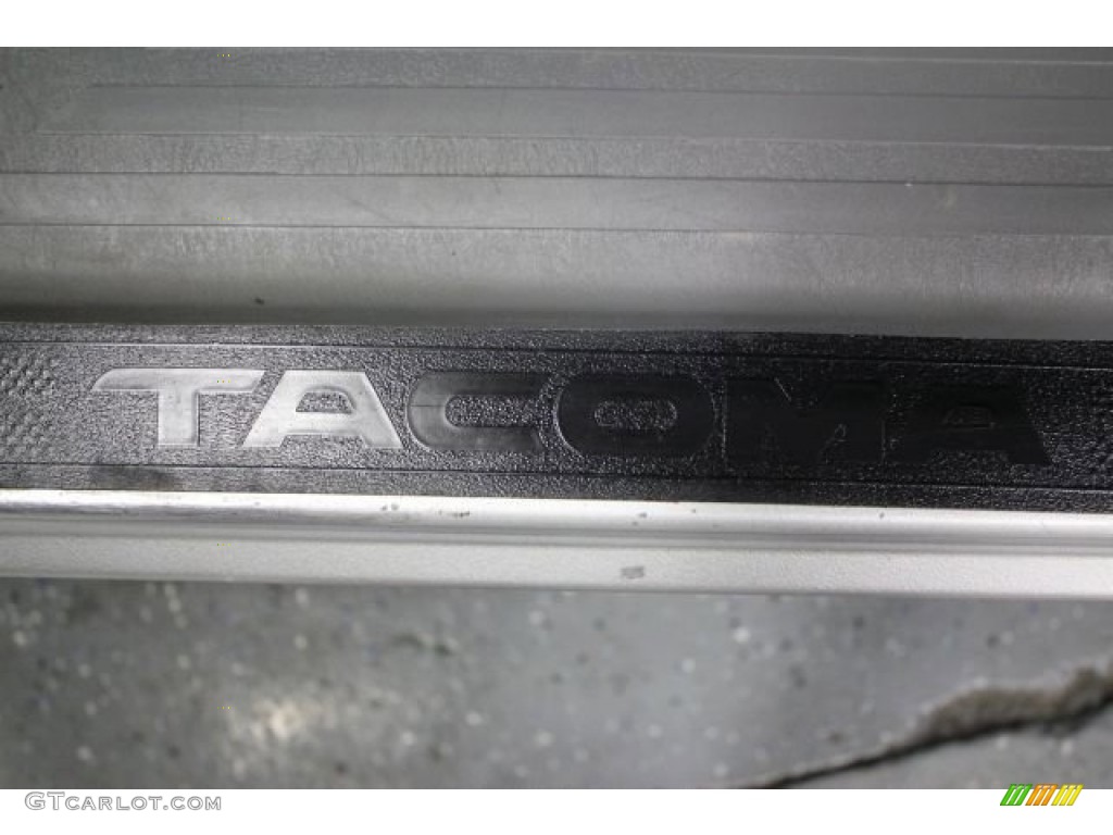 2005 Tacoma V6 TRD Access Cab 4x4 - Silver Streak Mica / Graphite Gray photo #42