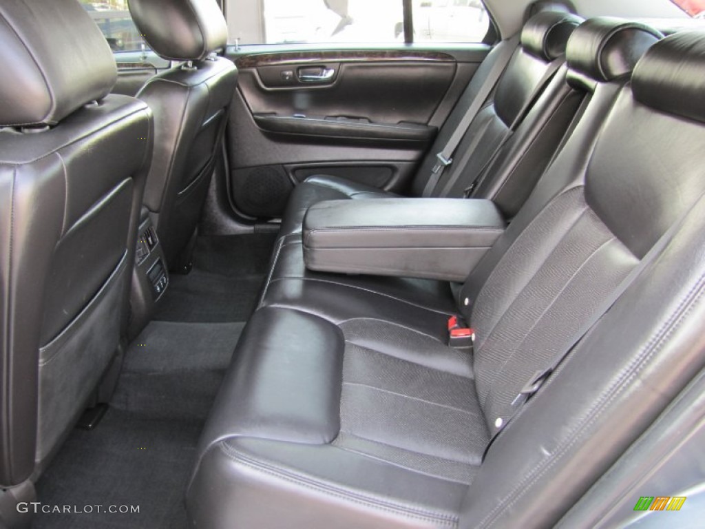 2009 Cadillac DTS Standard DTS Model Rear Seat Photo #70130858