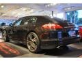 Basalt Black Metallic - Panamera 4 Photo No. 6