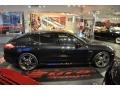 Basalt Black Metallic - Panamera 4 Photo No. 36
