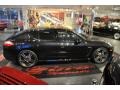 Basalt Black Metallic - Panamera 4 Photo No. 38