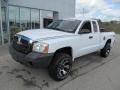 2006 Bright White Dodge Dakota ST Club Cab 4x4  photo #2