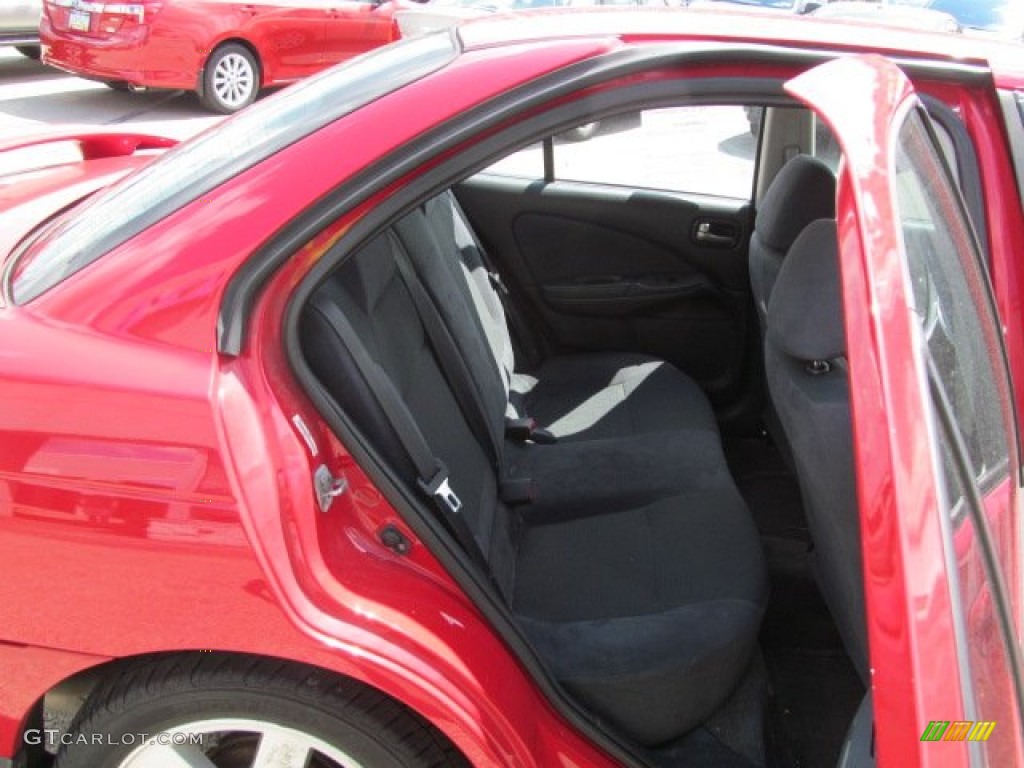 2005 Sentra 1.8 S Special Edition - Code Red / Charcoal photo #12