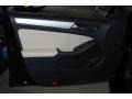 Black Uni - Jetta SE Sedan Photo No. 10