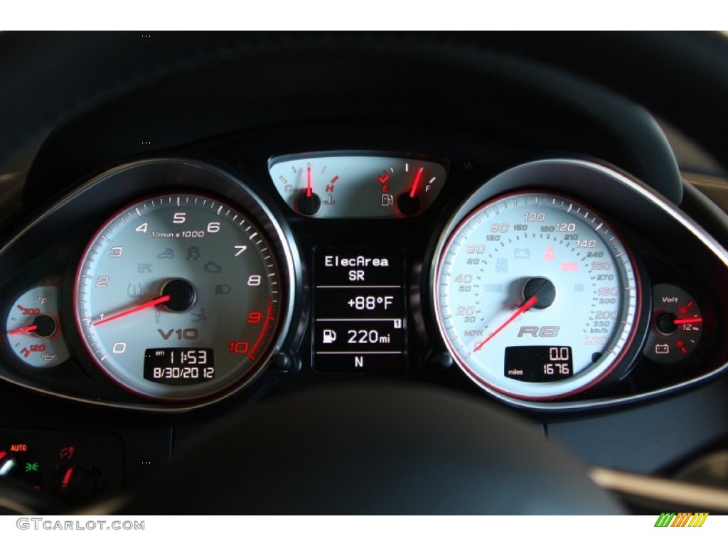 2012 Audi R8 5.2 FSI quattro Gauges Photo #70144664