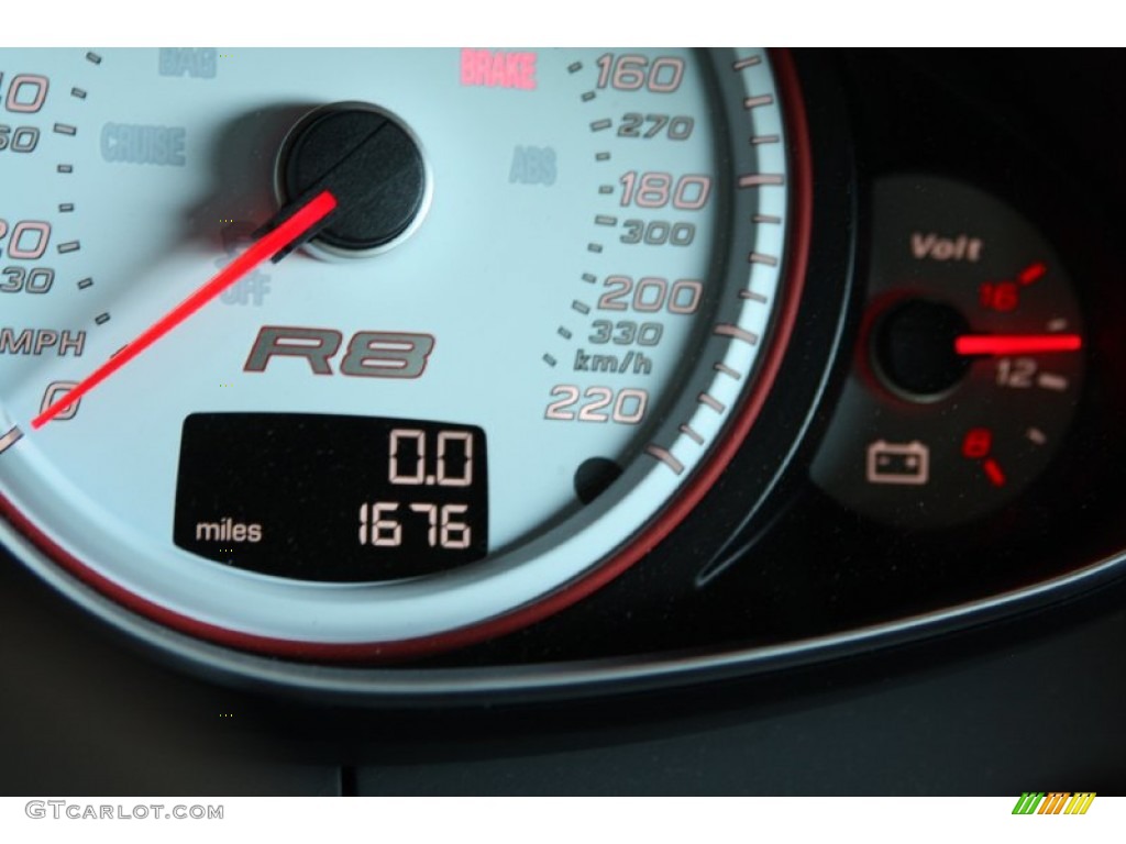 2012 Audi R8 5.2 FSI quattro Gauges Photo #70144679