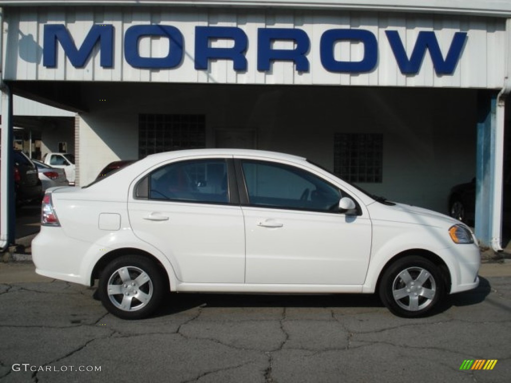 2010 Aveo LT Sedan - Summit White / Charcoal photo #1
