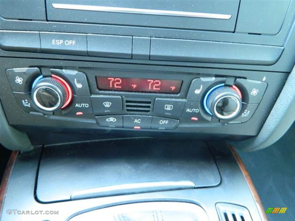 2010 Audi A5 2.0T quattro Coupe Controls Photo #70147544