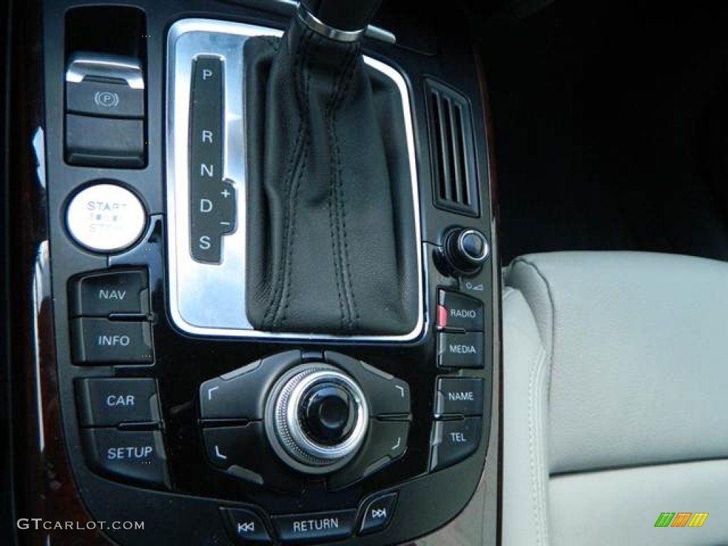 2010 Audi A5 2.0T quattro Coupe Controls Photo #70147556