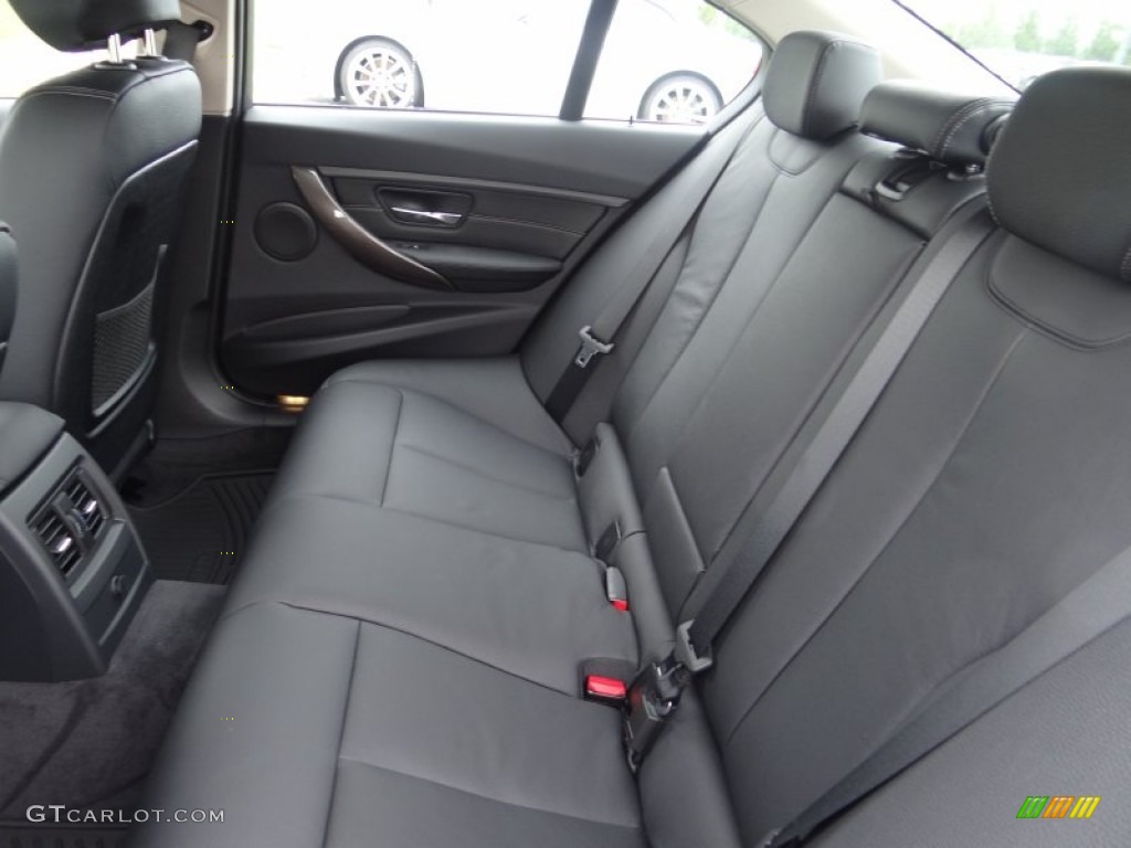 2013 BMW 3 Series 328i Sedan Rear Seat Photo #70150502