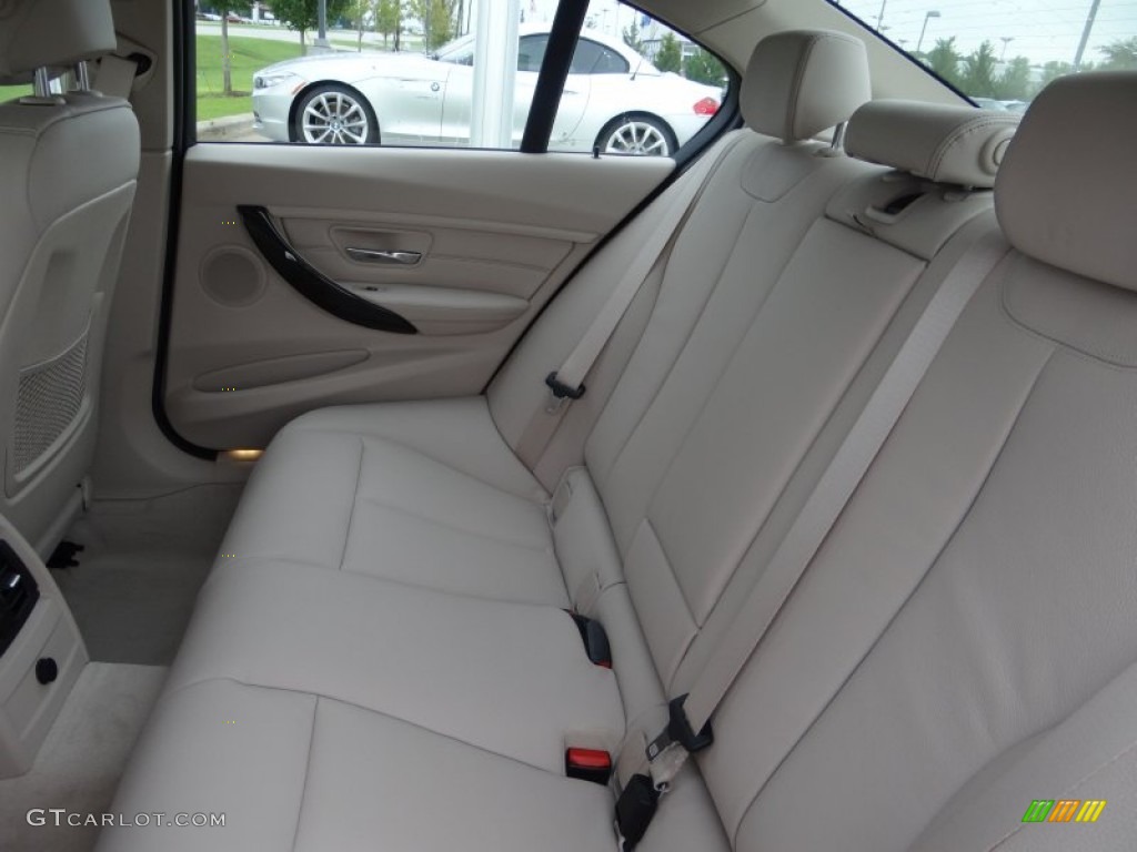 2013 BMW 3 Series 328i Sedan Rear Seat Photo #70150574