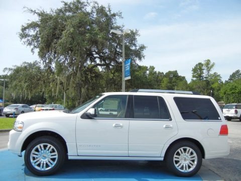2012 Lincoln Navigator 4x2 Data, Info and Specs