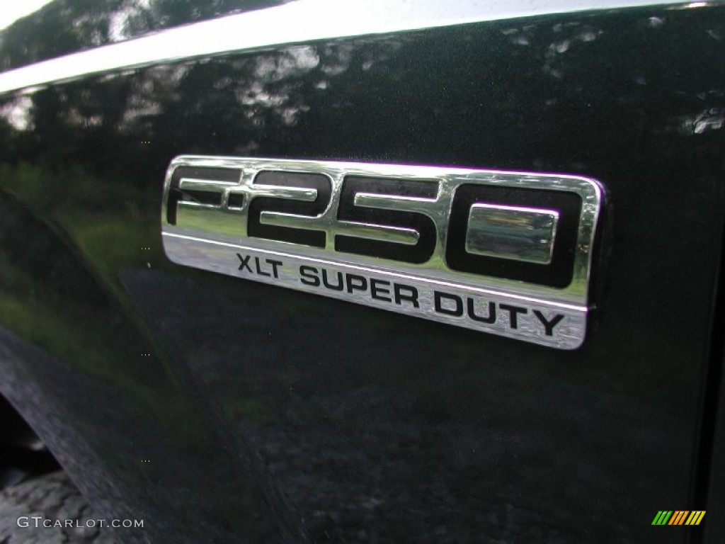 2005 Ford F250 Super Duty XLT Regular Cab 4x4 Marks and Logos Photo #70151993