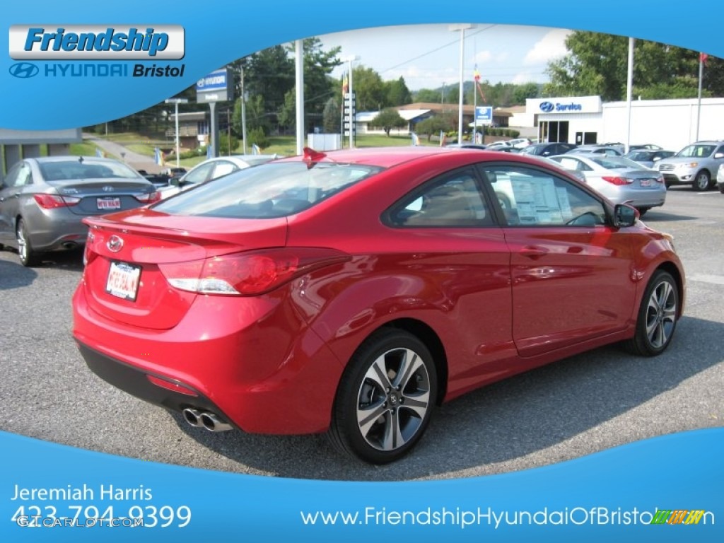 2013 Elantra Coupe SE - Volcanic Red / Black photo #7