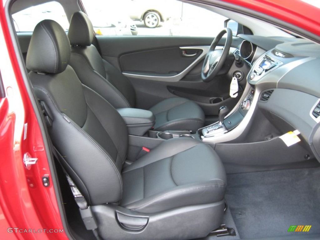 2013 Elantra Coupe SE - Volcanic Red / Black photo #17
