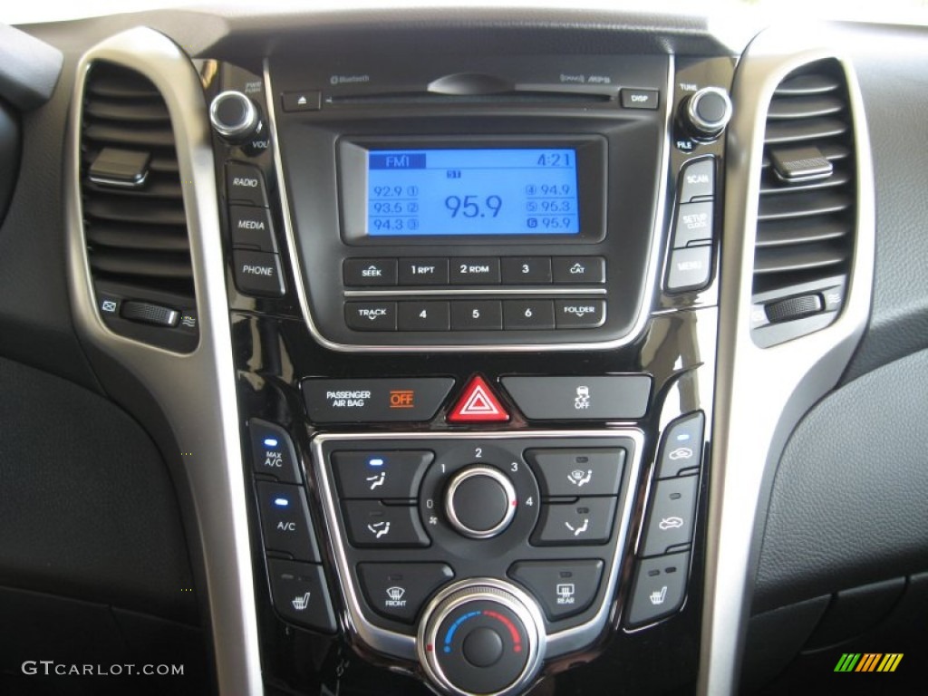 2013 Elantra GT - Shimmering Air Silver / Black photo #25