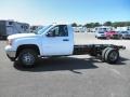 Summit White - Sierra 3500HD Regular Cab 4x4 Chassis Photo No. 4