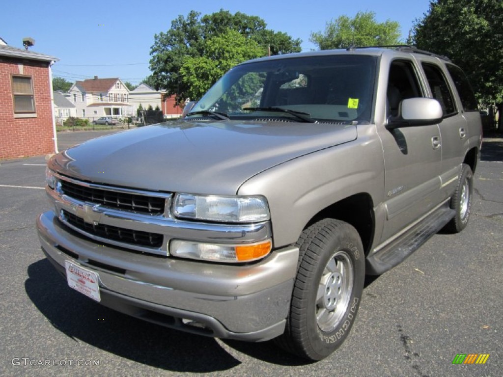 2003 Tahoe LT - Light Pewter Metallic / Gray/Dark Charcoal photo #2