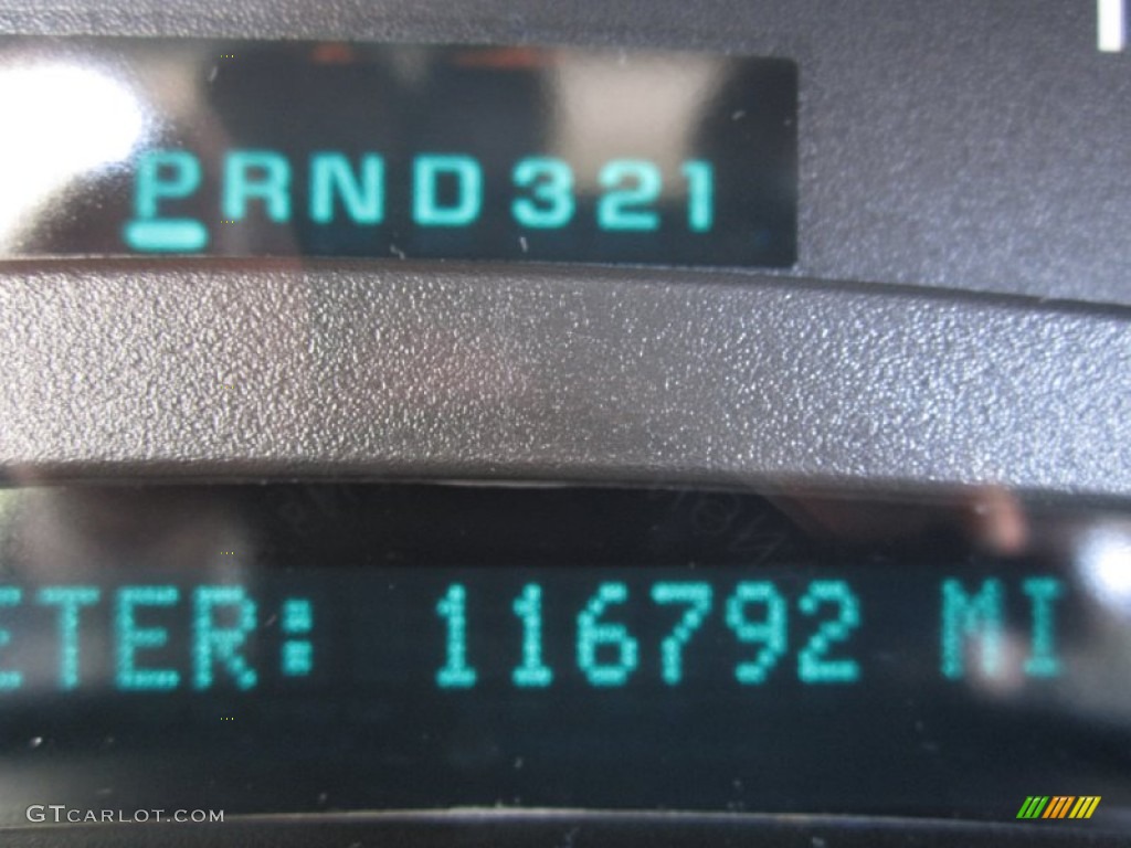 2003 Tahoe LT - Light Pewter Metallic / Gray/Dark Charcoal photo #23