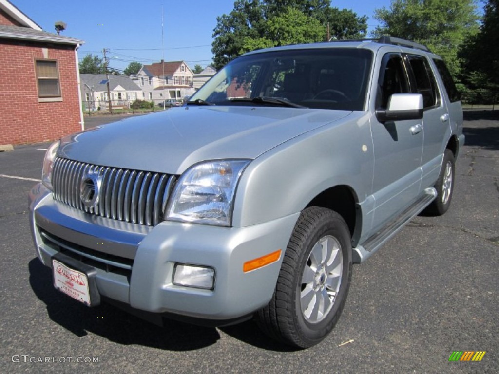 2006 Mountaineer Luxury AWD - Satellite Silver Metallic / Charcoal Black photo #2