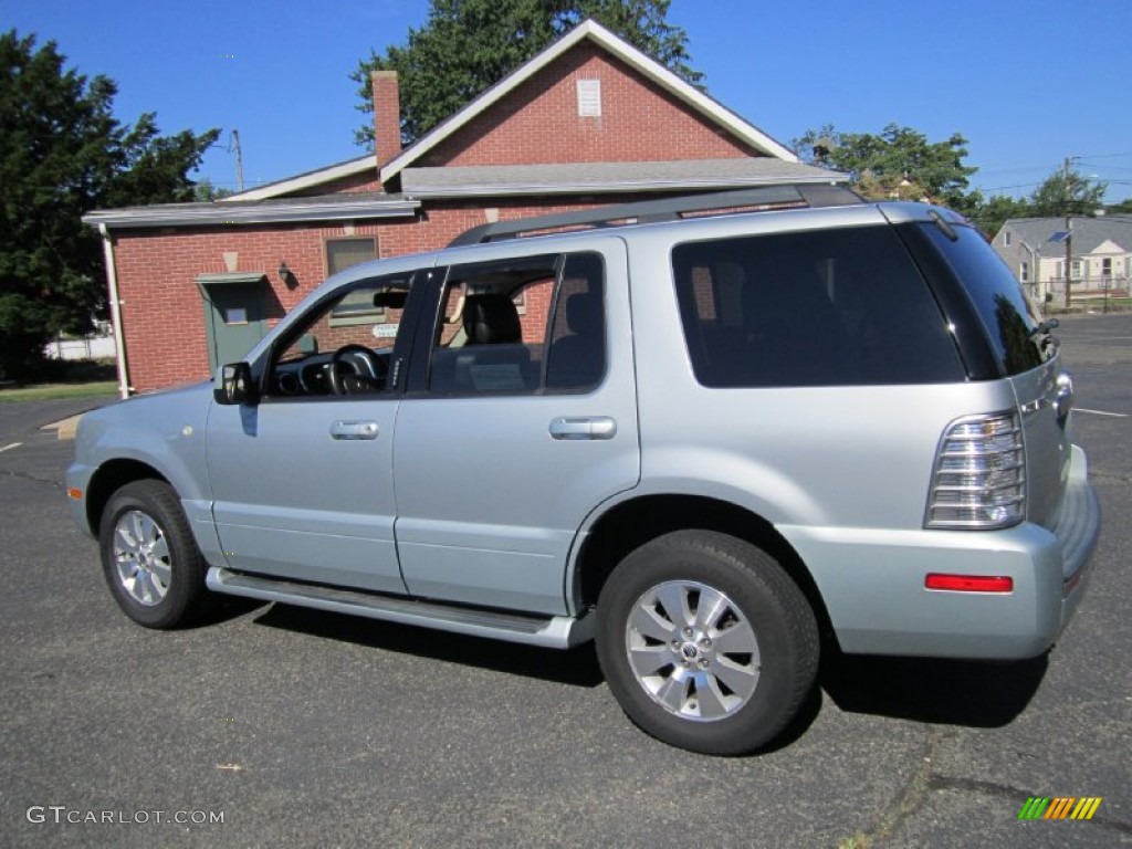 2006 Mountaineer Luxury AWD - Satellite Silver Metallic / Charcoal Black photo #4