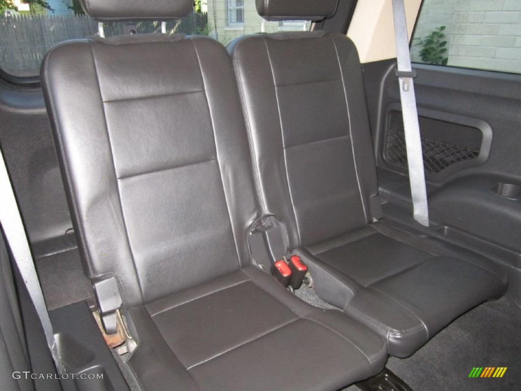 2006 Mercury Mountaineer Luxury AWD Rear Seat Photo #70158071