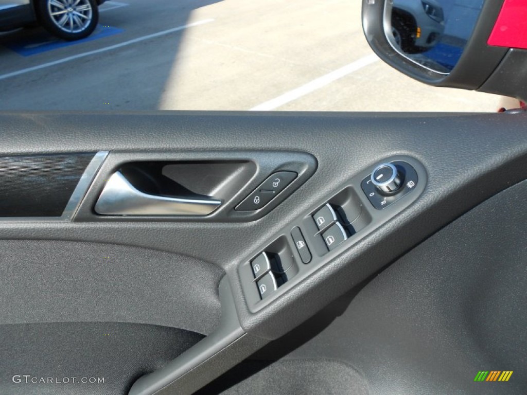 2013 Volkswagen GTI 4 Door Controls Photo #70160654