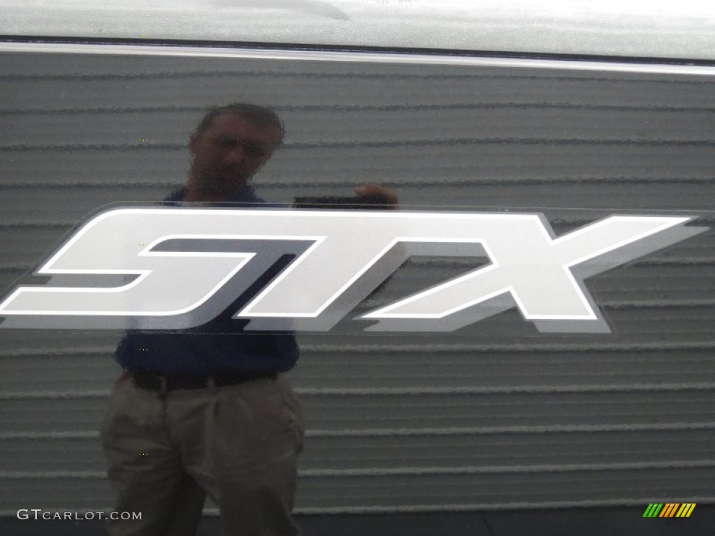 2004 F150 STX SuperCab - Black / Medium/Dark Flint photo #16