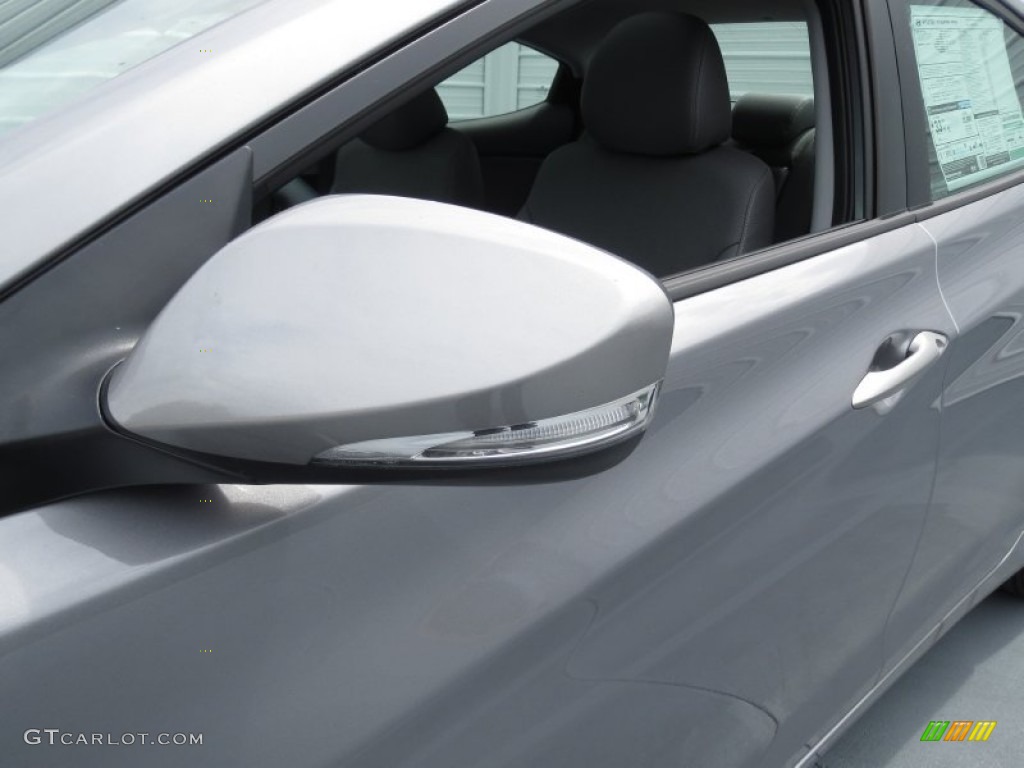 2013 Elantra Limited - Titanium Gray Metallic / Gray photo #11