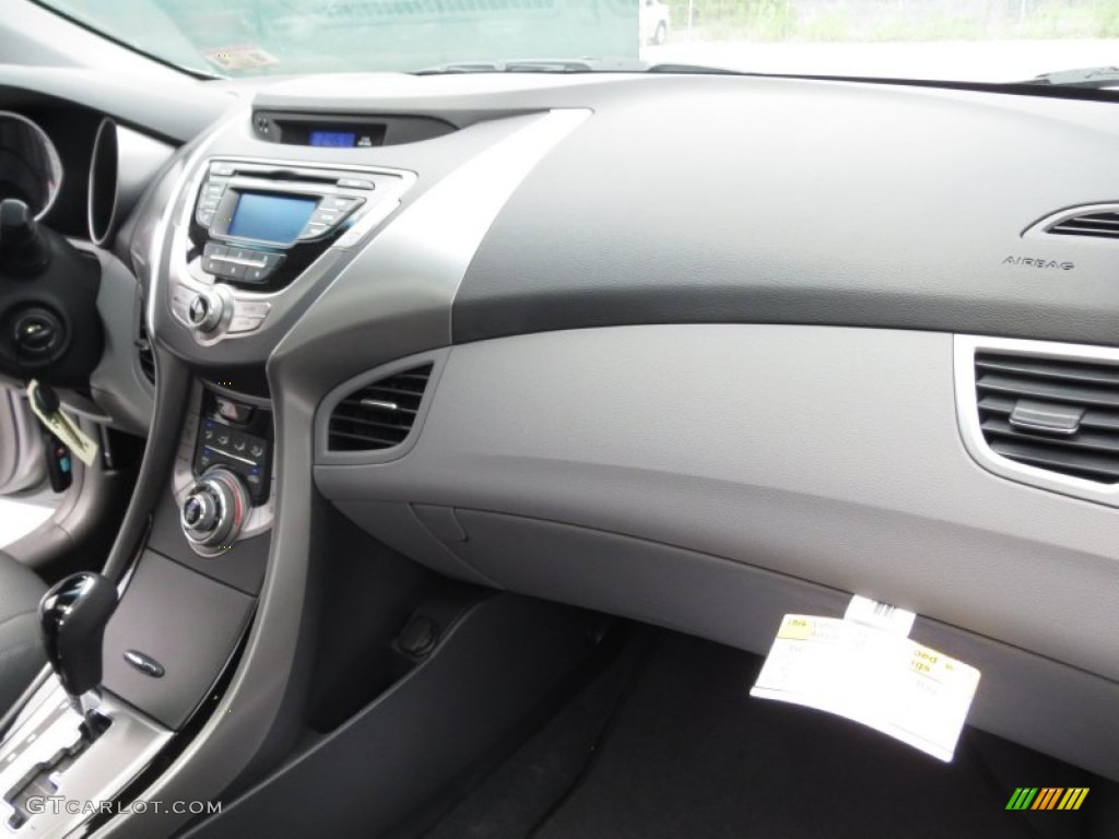 2013 Elantra Limited - Titanium Gray Metallic / Gray photo #17