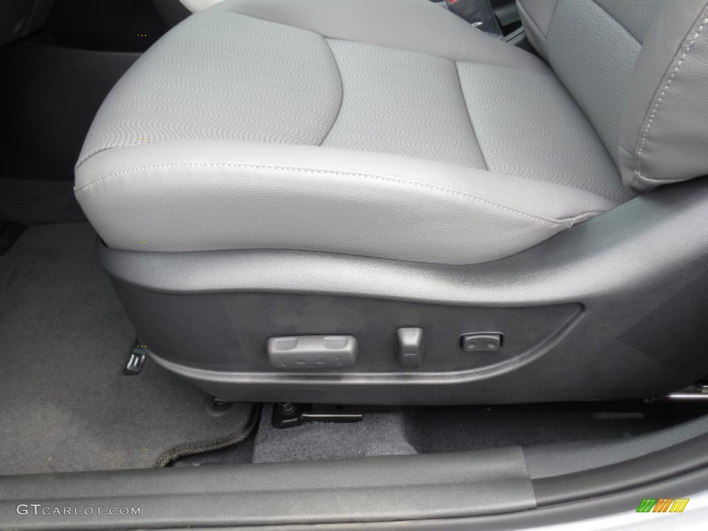 2013 Elantra Limited - Titanium Gray Metallic / Gray photo #24