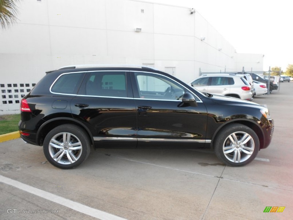 Black 2013 Volkswagen Touareg TDI Executive 4XMotion Exterior Photo #70166207