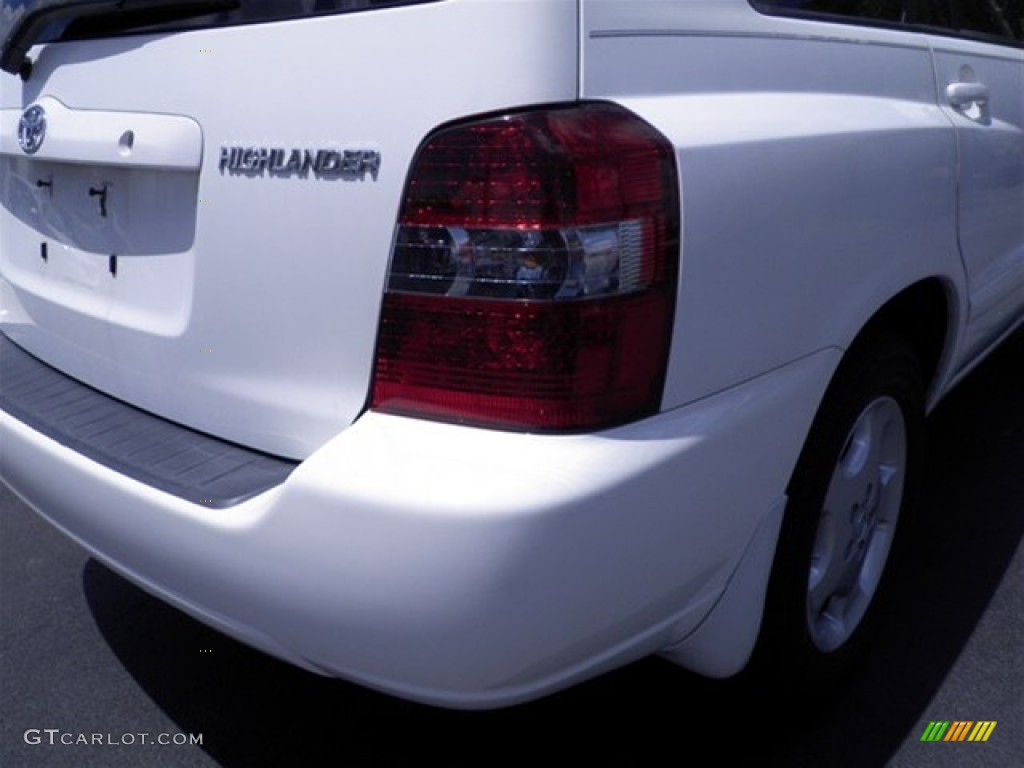 2004 Highlander Limited V6 - Super White / Ash photo #18