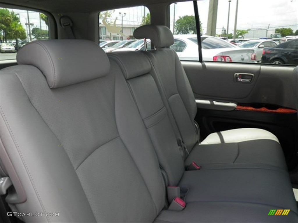 2004 Highlander Limited V6 - Super White / Ash photo #26