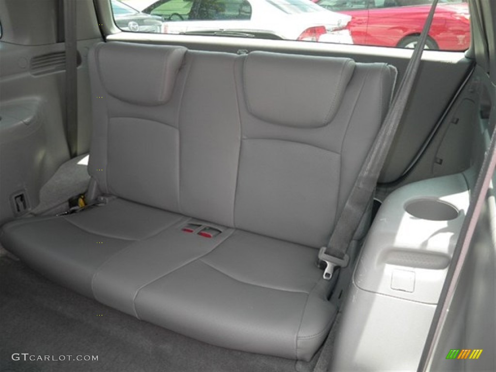 2004 Highlander Limited V6 - Super White / Ash photo #28