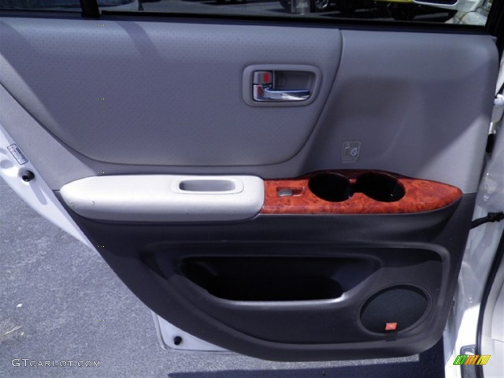 2004 Highlander Limited V6 - Super White / Ash photo #30