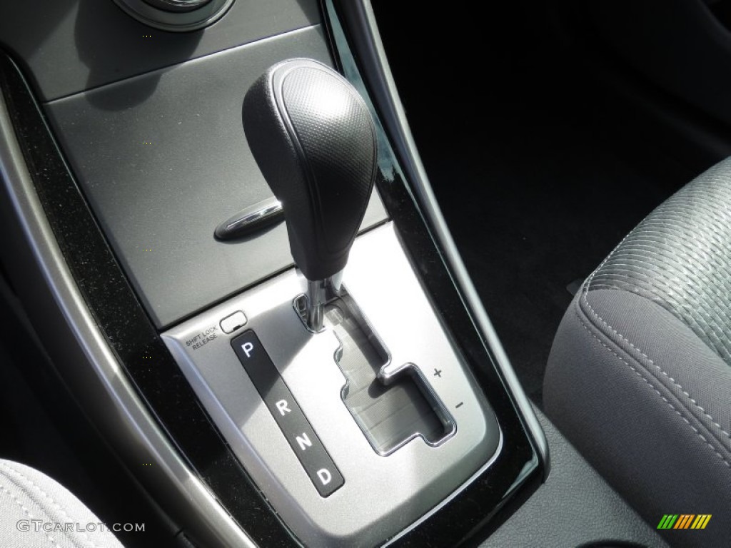 2013 Elantra Coupe GS - Titanium Gray Metallic / Gray photo #25